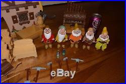 Disney Store Snow White 7 Dwarfs Cottage Doll House Play Set