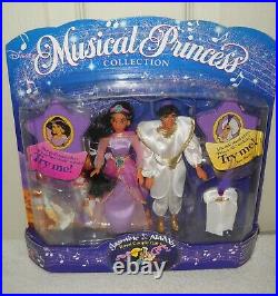#10544 Vintage Mattel Disney Musical Princess Royal Couple Jasmine & Aladdin
