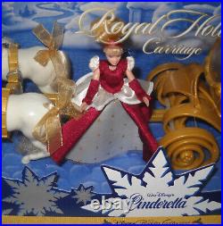 #10654 NRFB Mattel Disney Holiday Petite Princess Royal Carriage with Cinderella