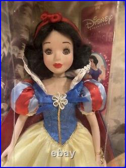 2002 Disney Princess Snow White 14 Porcelain Keepsake New