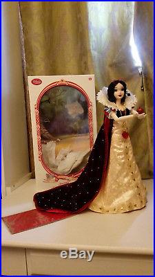 2009 original Limited Edition 17 SNOW WHITE doll Disney Store princess