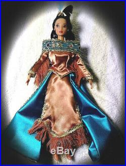 Barbie Disney Store Colletor Princess Doll Pocahontas a. Indianer Sammlung NRFB