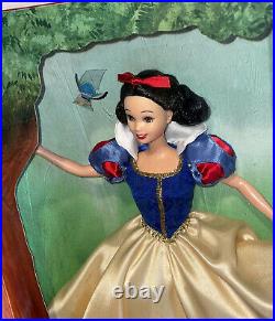 Disney 12 Princess SNOW WHITE & 7 Dwarfs Signature Barbie Doll 60TH Anniversary