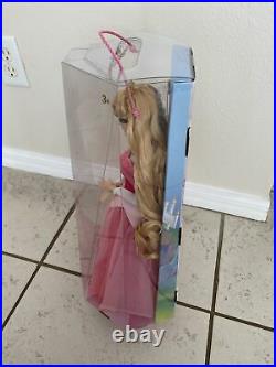 Disney Parks Sleeping Beauty Princess Aurora LE Diamond Castle Doll New
