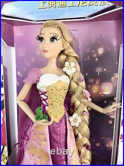 Disney Princess Doll Tangled 10th Anniversary Rapunzel LE5500 Doll In Hand