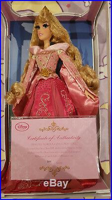 Disney Store Limited Edition 17 Princess Aurora (pink) 2051/5000
