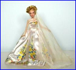 Disney Store Live Action Film Ed Deluxe Wedding Cinderella Bride Doll, Lily James