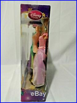 Disney Store Rapunzel Tangled Doll Luxury Boutique Winter Wardrobe Dresses Set