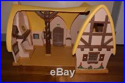 Disney Store Snow White & 7 Dwarfs Cottage Doll House Play set Furniture Barbie