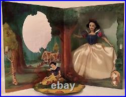 Disney The Signature Collection Series of Five Collector Dolls
