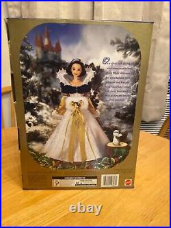 Disney's Snow White Holiday Princess Barbie Doll NEW MINT Mattel ONLY 1 LEFT