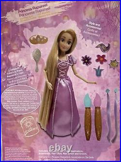 Disney's TANGLED PRINCESS RAPUNZEL & FLYNN RIDER Store Exclusive Doll NRFB