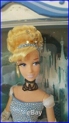 Limited Edition 17 2012 CINDERELLA doll by Disney Store princess