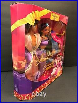 Magic Carpet Gift Set with Jasmine Aladdin Doll Disney