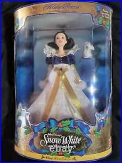 Mattel Disney's Snow White Holiday Princess Barbie 1998