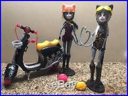 Monster High Deadluxe High School Doll House Werecats Die-ner Mad Lab Circus LOT