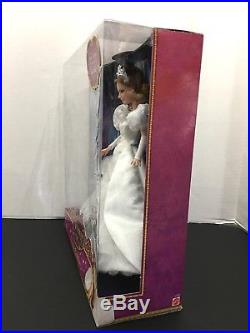 NIB 2007 Disney Enchanted Fairytale Wedding Princess Giselle Doll Amy Adams