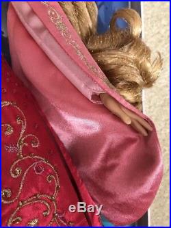 New NIB Disney Store Sleeping Beauty Limited Edition 17 Princess Aurora Doll