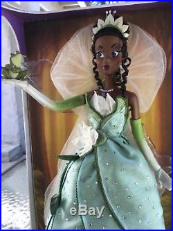 Princess and the frog Tiana 17 Disney Store Limited Edition le designer doll
