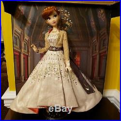 Saks 5th Ave Exclusive Disney Limited Edition 1000 Frozen II Anna 17 DOLL ONLY