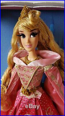 Sleeping Beauty 17 Princess Aurora Limited Edition Doll Disney Store box damage